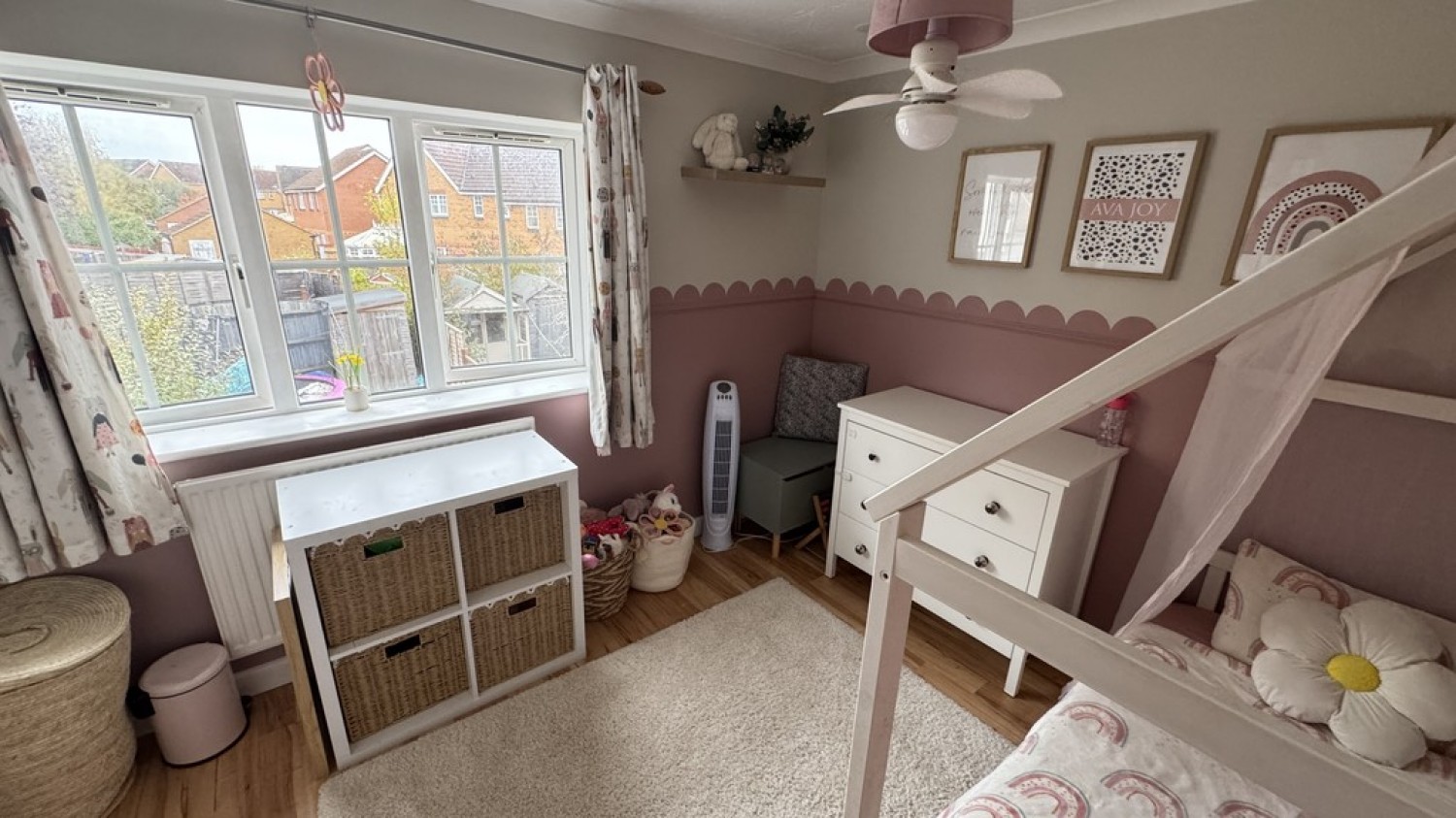 Paveley Gardens, Hilperton