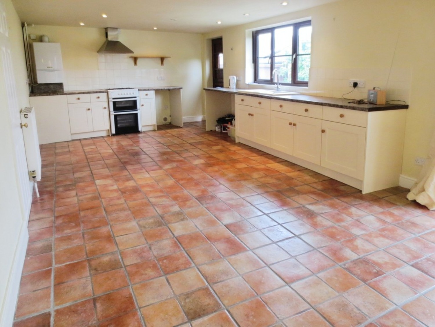 2 bedroom House for Letting Westbury, Wiltshire