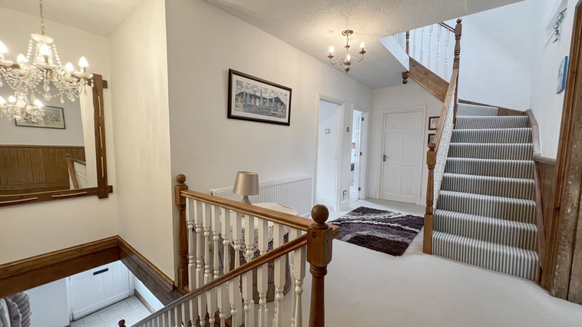 Bratton Road, Westbury