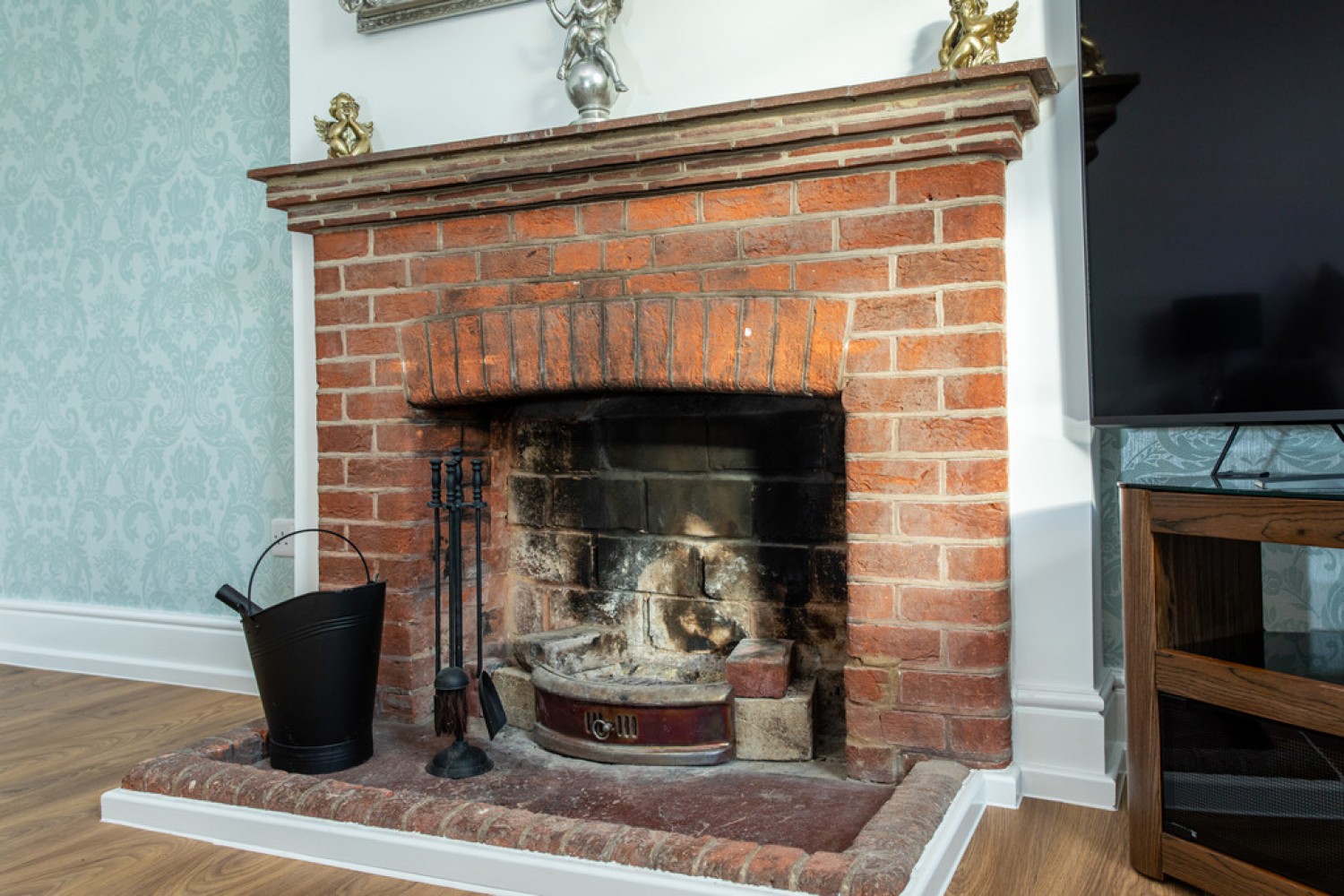 4 bedroom House for Sale West Ashton, Trowbridge