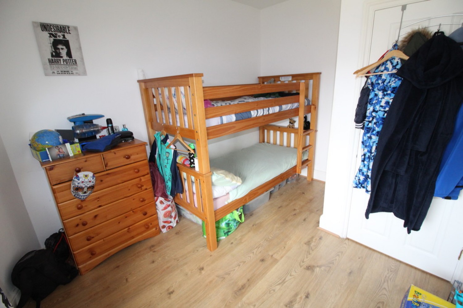 4 bedroom House for Sale Station Approach, Westbury