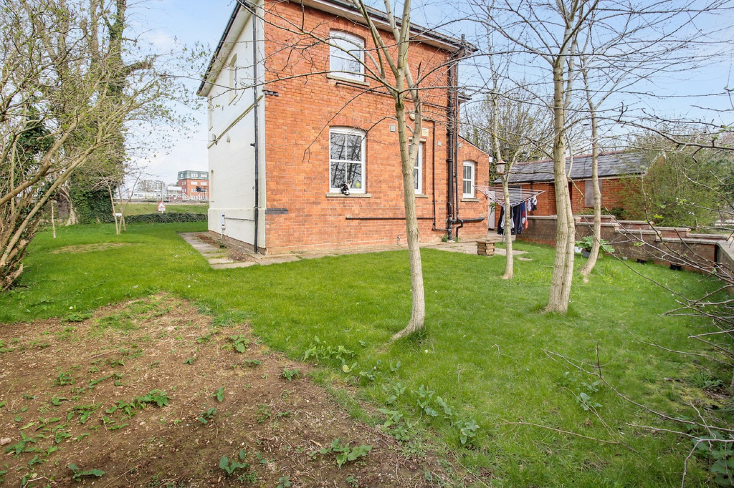 4 bedroom House for Sale Station Approach, Westbury