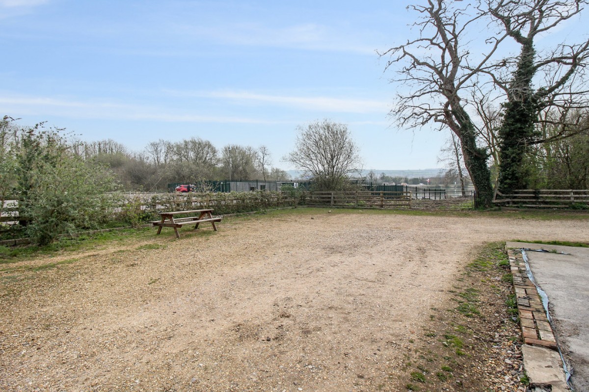 Station Approach, Westbury