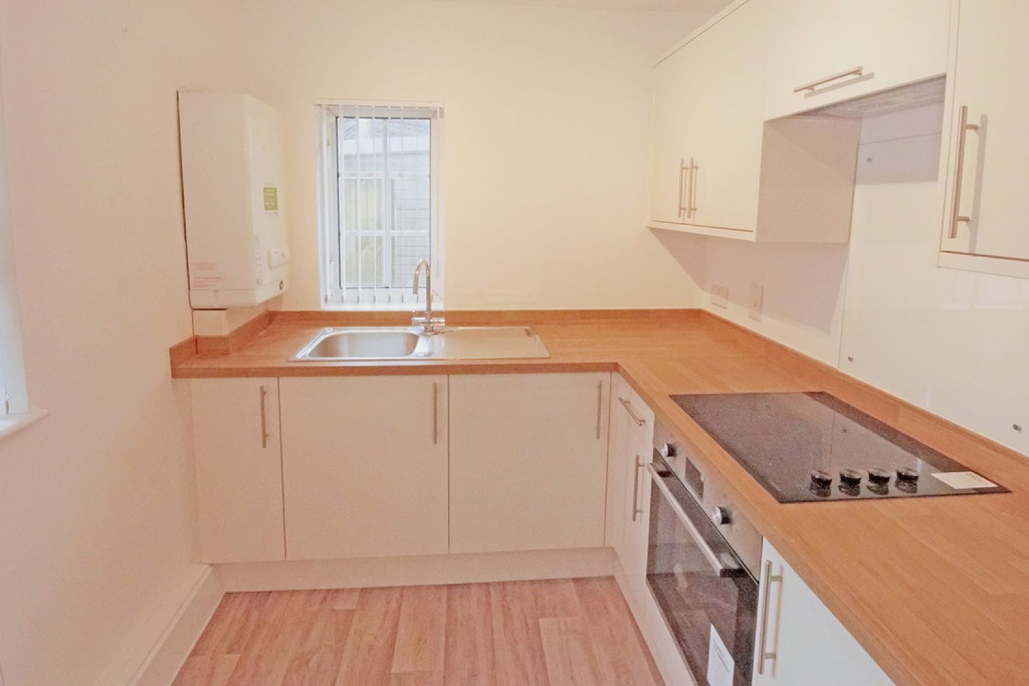 1 bedroom Flat for Letting Haynes Road, Westbury