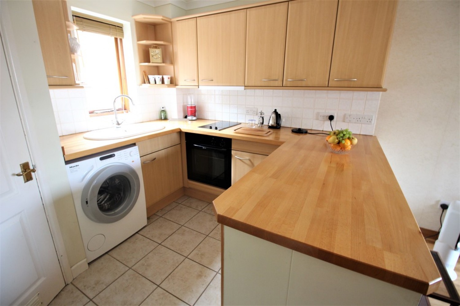 1 bedroom House for Letting Avenue Court, Warminster, Wiltshire