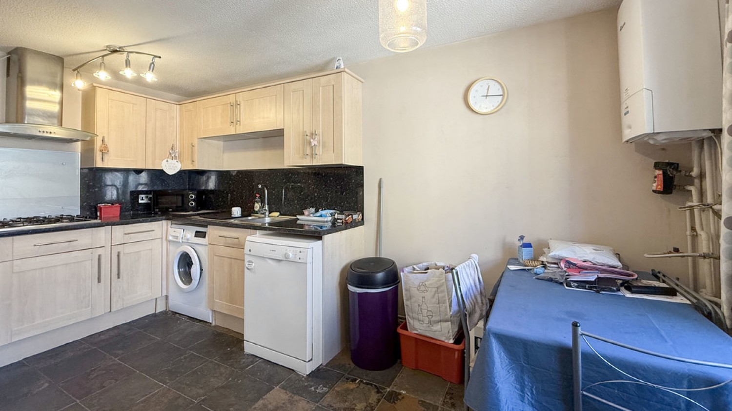 2 bedroom Flat for Sale Imberwood Close, Warminster