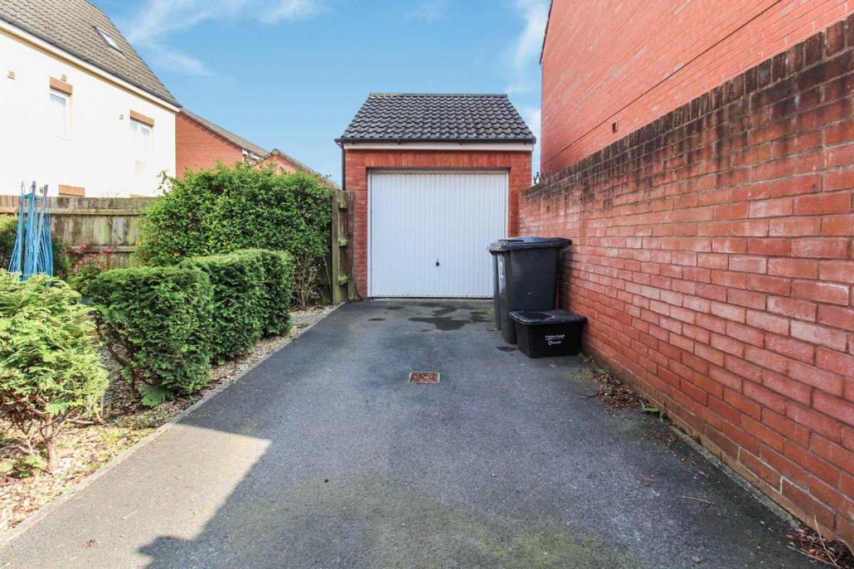 Primmers Place, Westbury