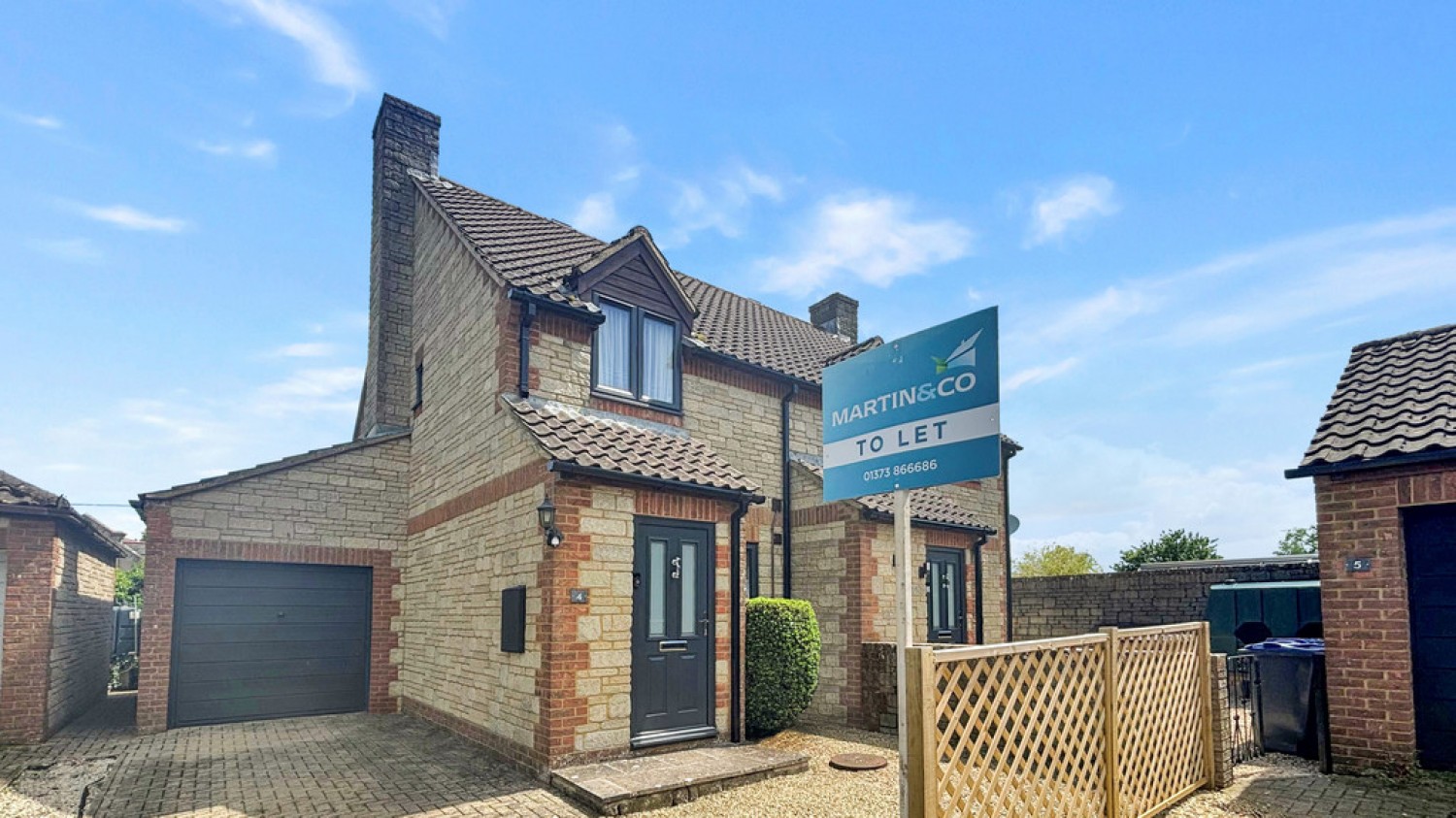 2 bedroom House in Upton Scudamore, Warminster, Wiltshire