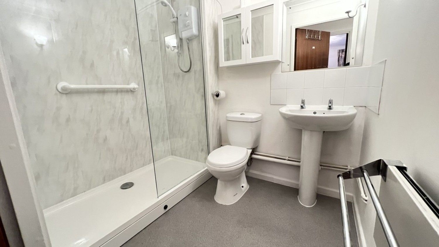 1 bedroom Flat for Letting Flat 17