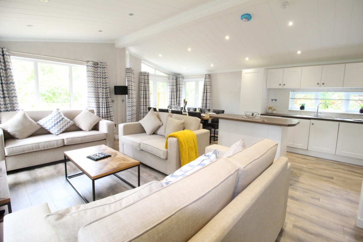 Lake View, Brokerswood Holiday Park, Brokerswood