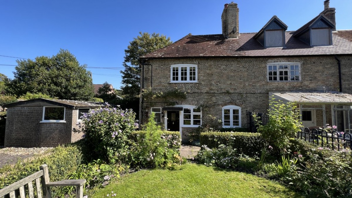 Upton Lovell, Warminster