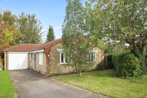 Perriwinkle Close, Warminster