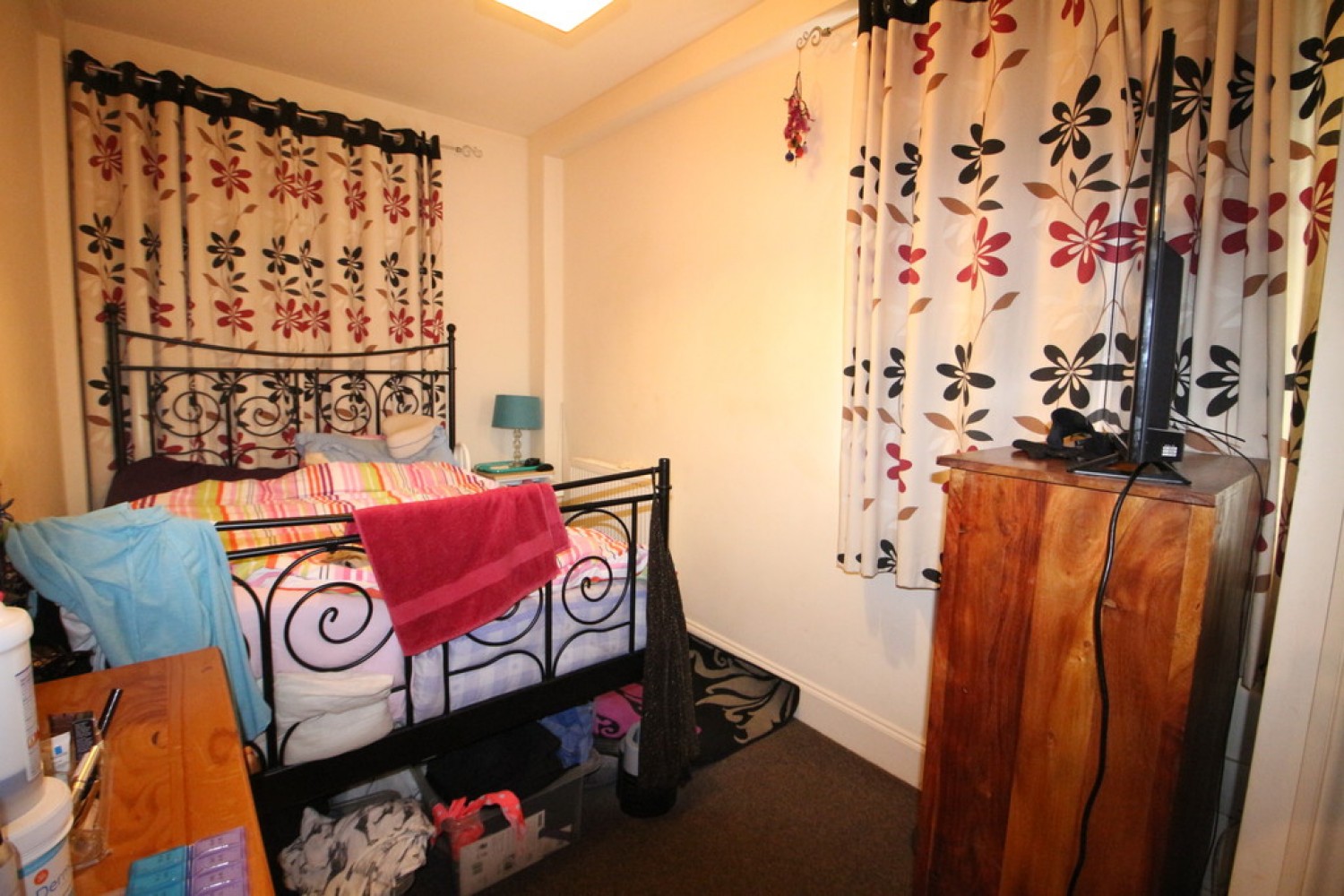 Barclay Court, Warminster