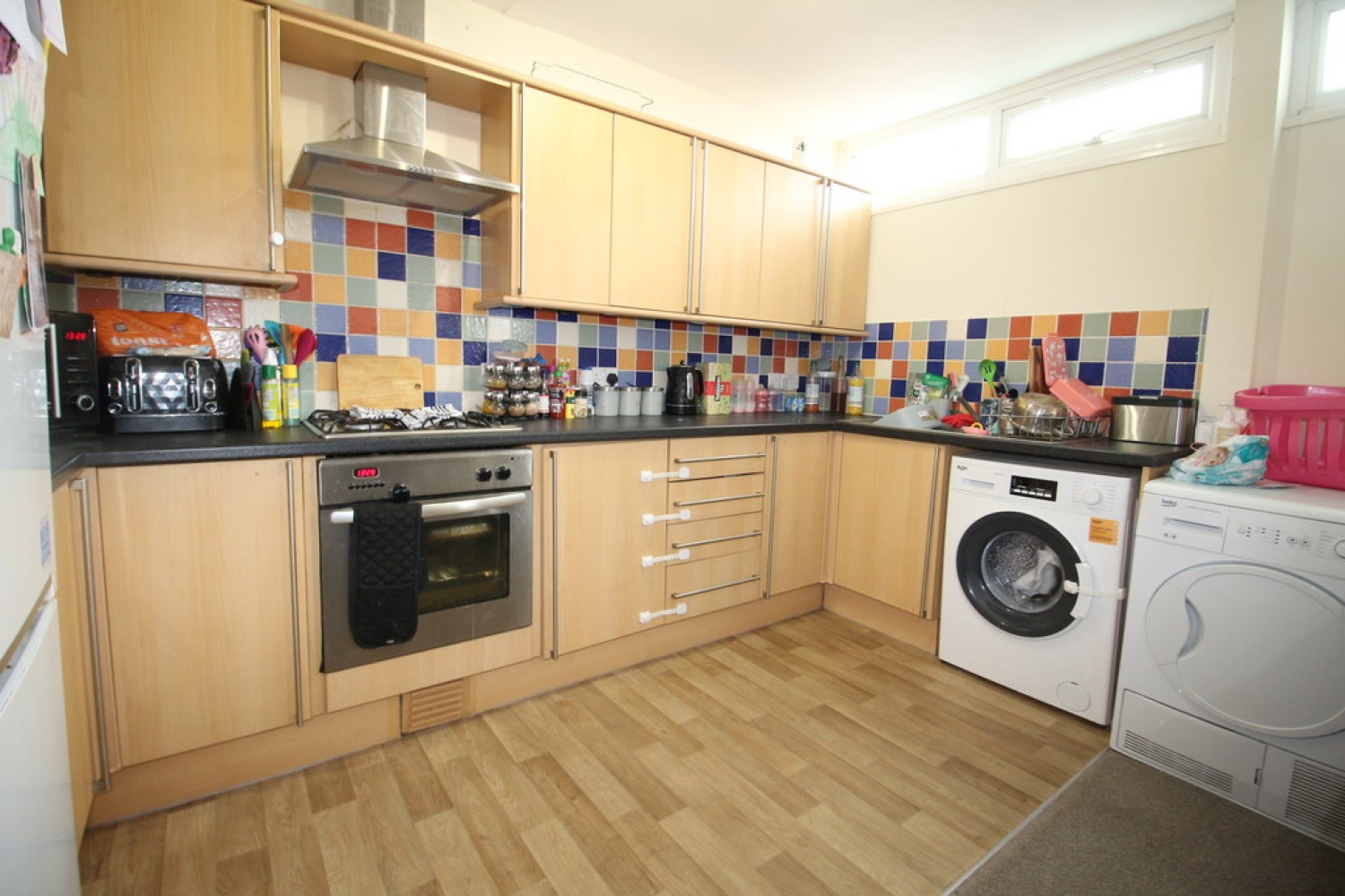 Barclay Court, Warminster