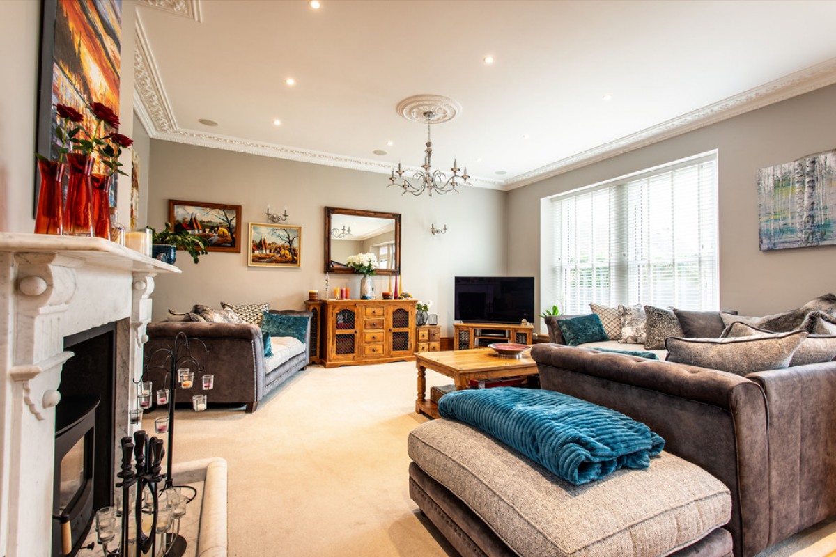 Smallbrook House, Staverton