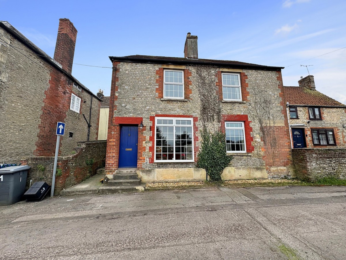 Chapel Street, Warminster