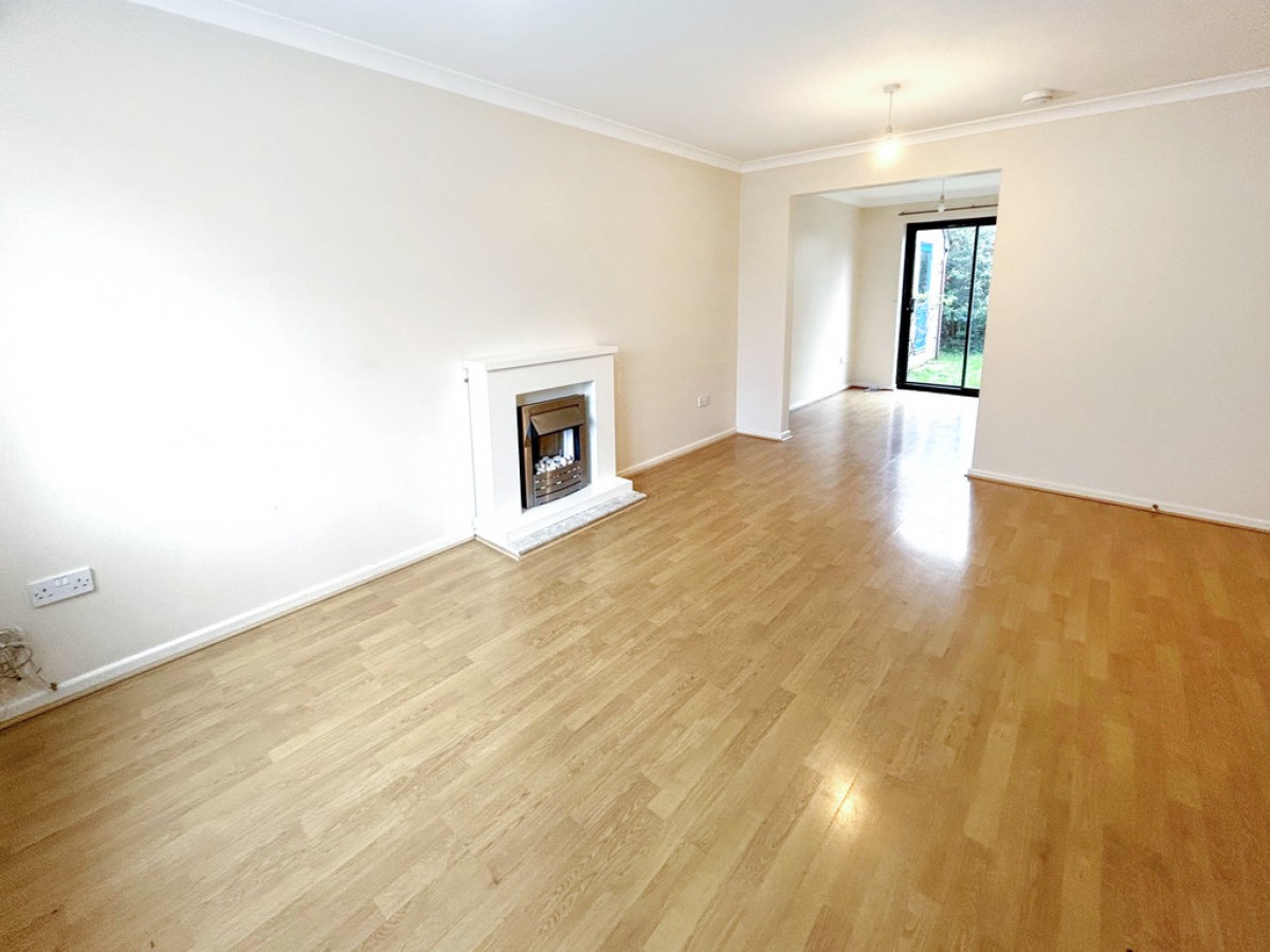 Cheverell Close , Trowbridge