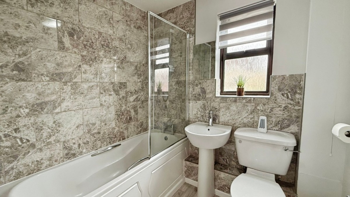 Cheverell Close, Trowbridge