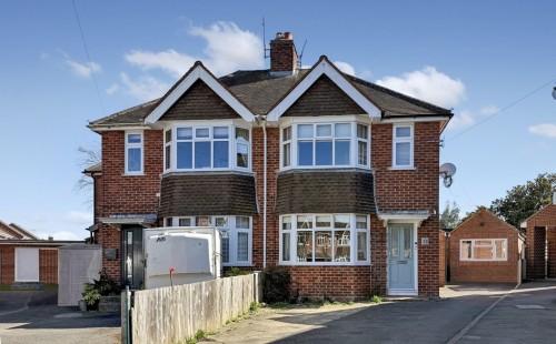 Luxfield Road, Warminster