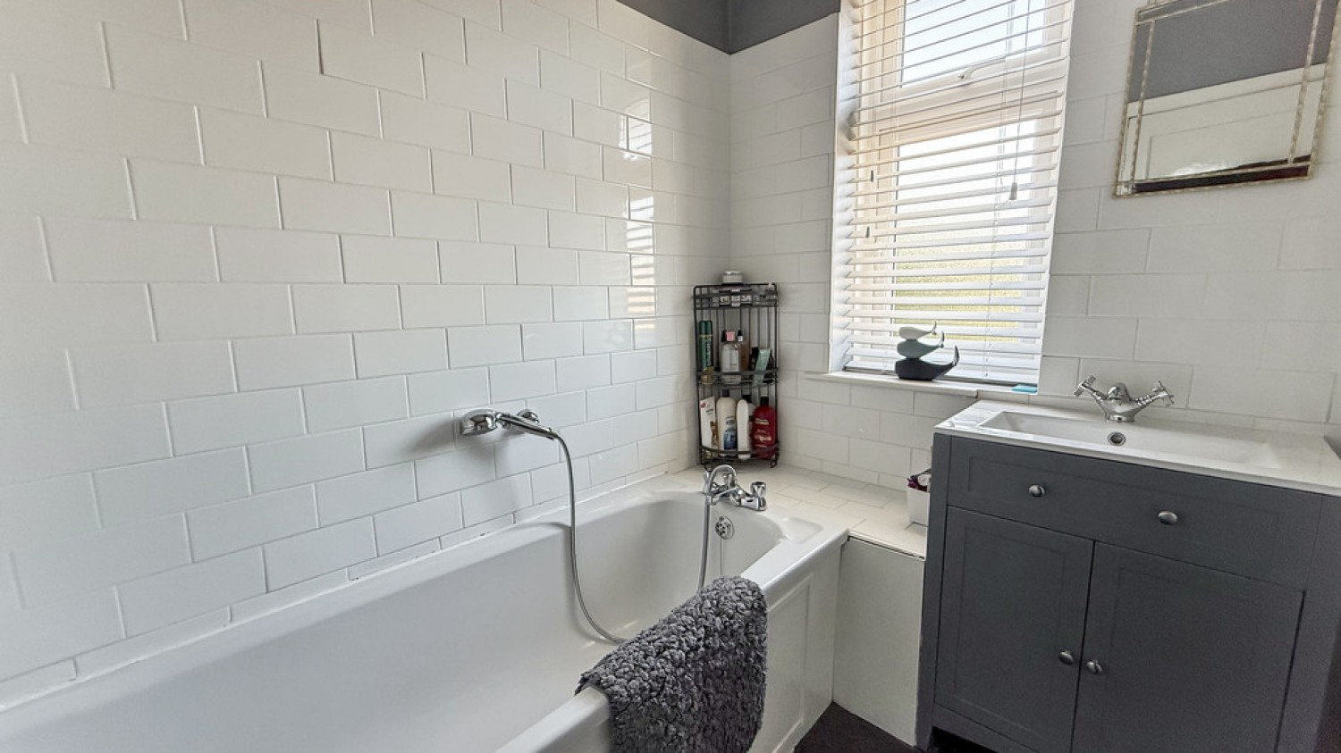 Luxfield Road, Warminster