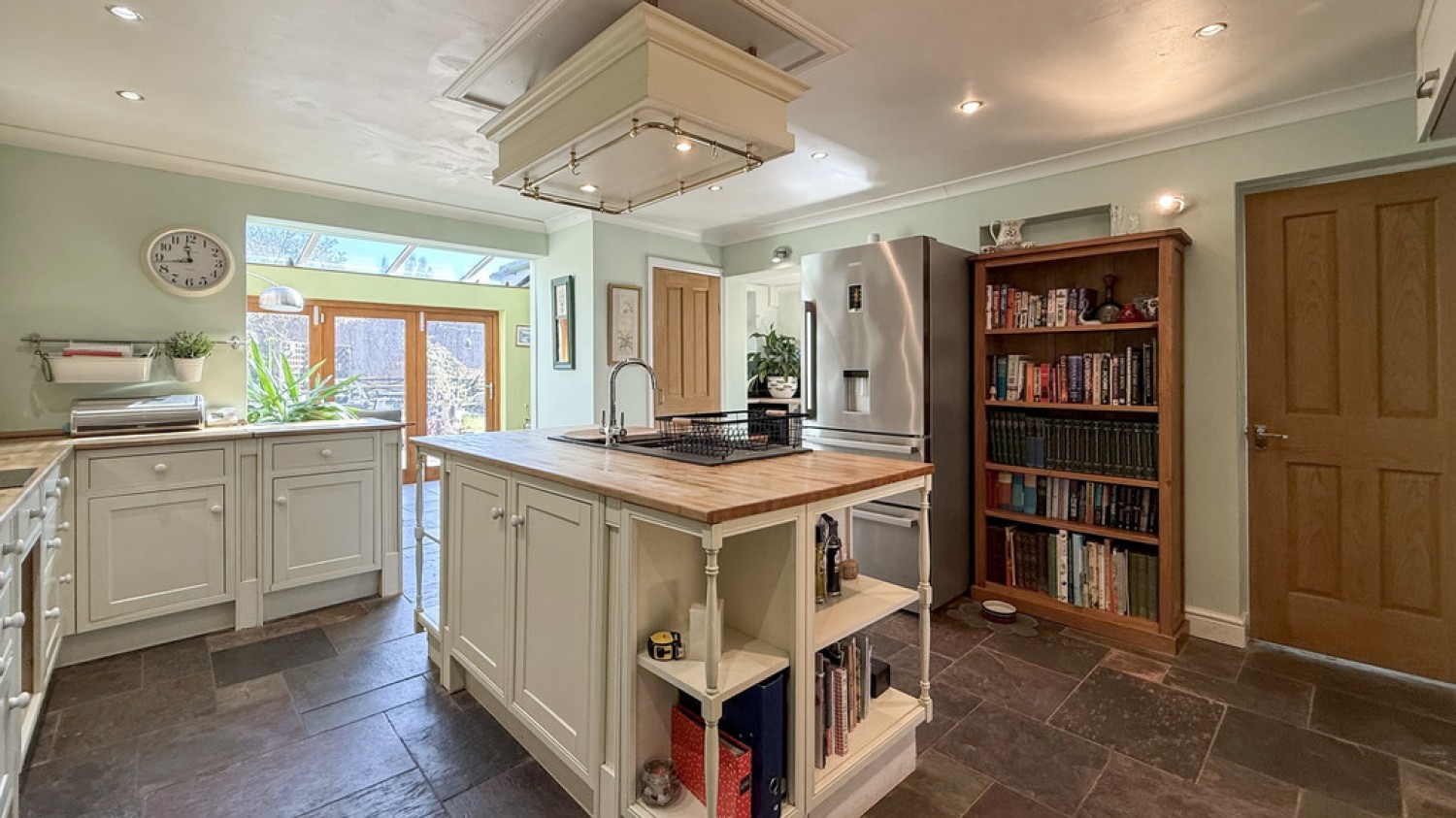 Luxfield Road, Warminster