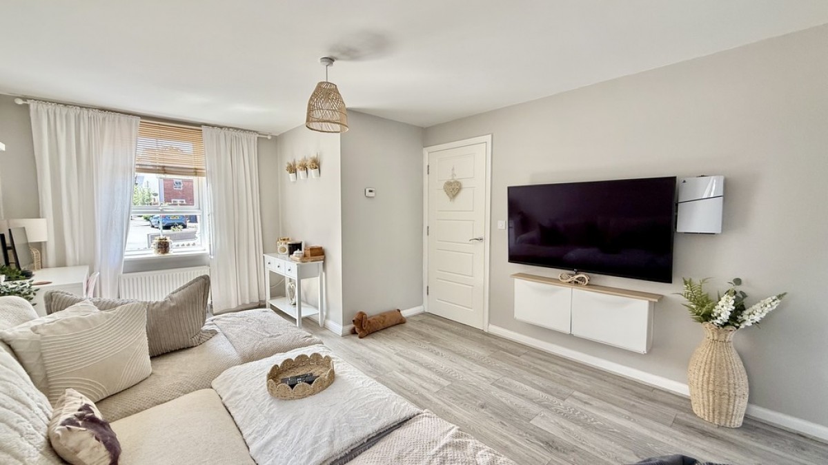 Athelney Avenue, Westbury