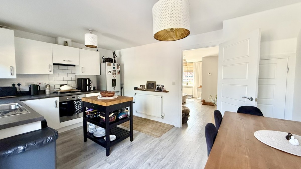 Athelney Avenue, Westbury