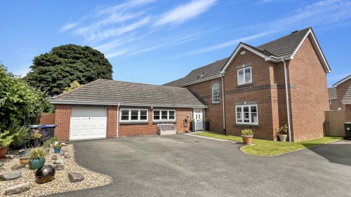 Fell Road, Westbury