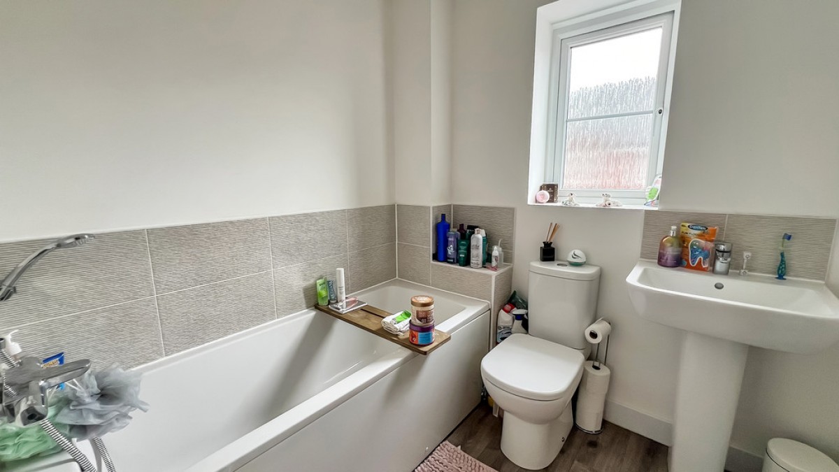 Swallows Rise, Westbury