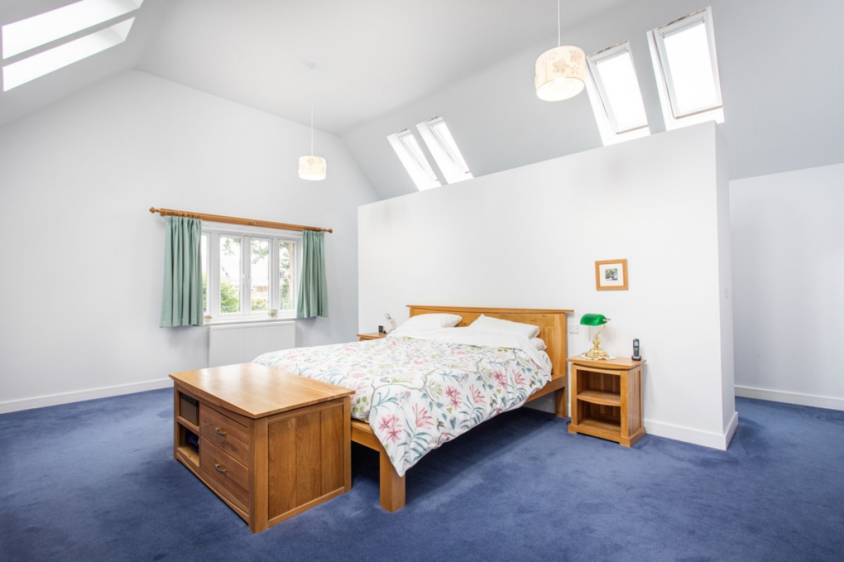 The Halve, Warminster