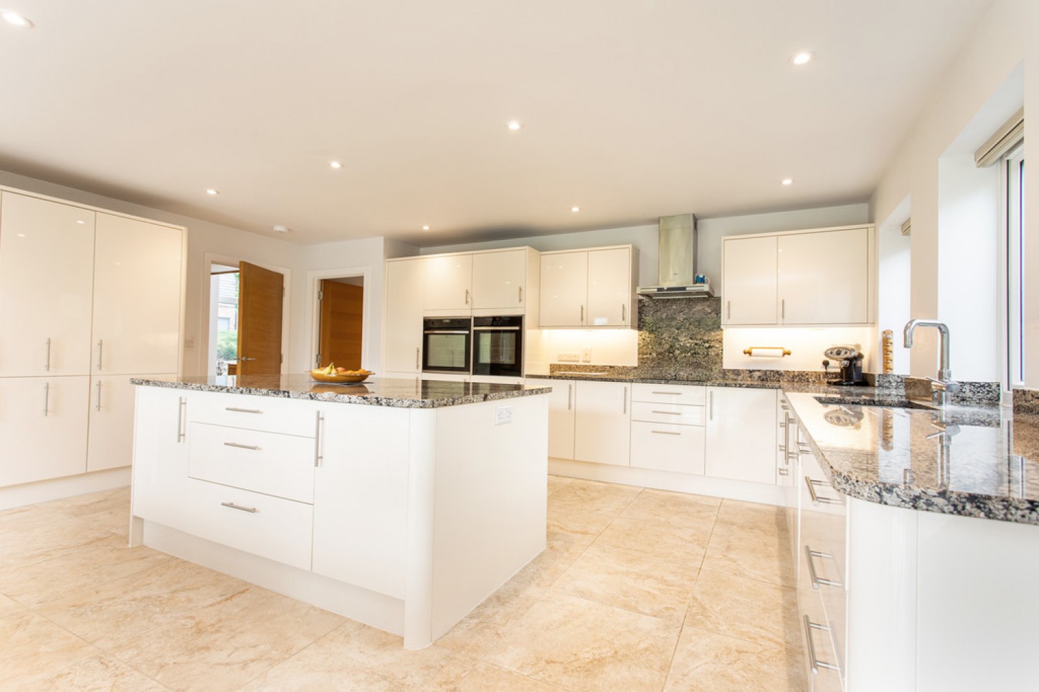 The Halve, Warminster