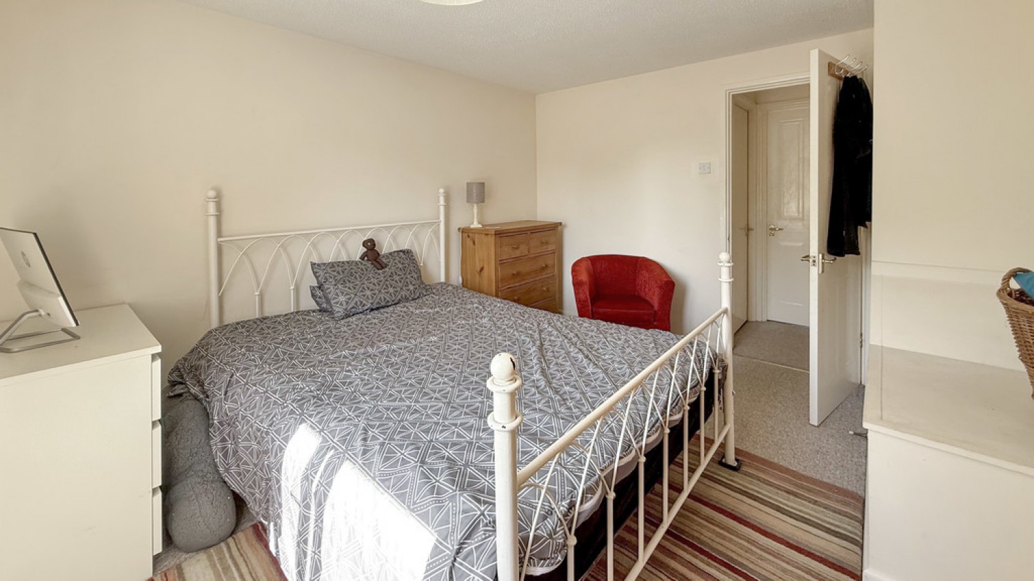 Hillbourne Close, Warminster