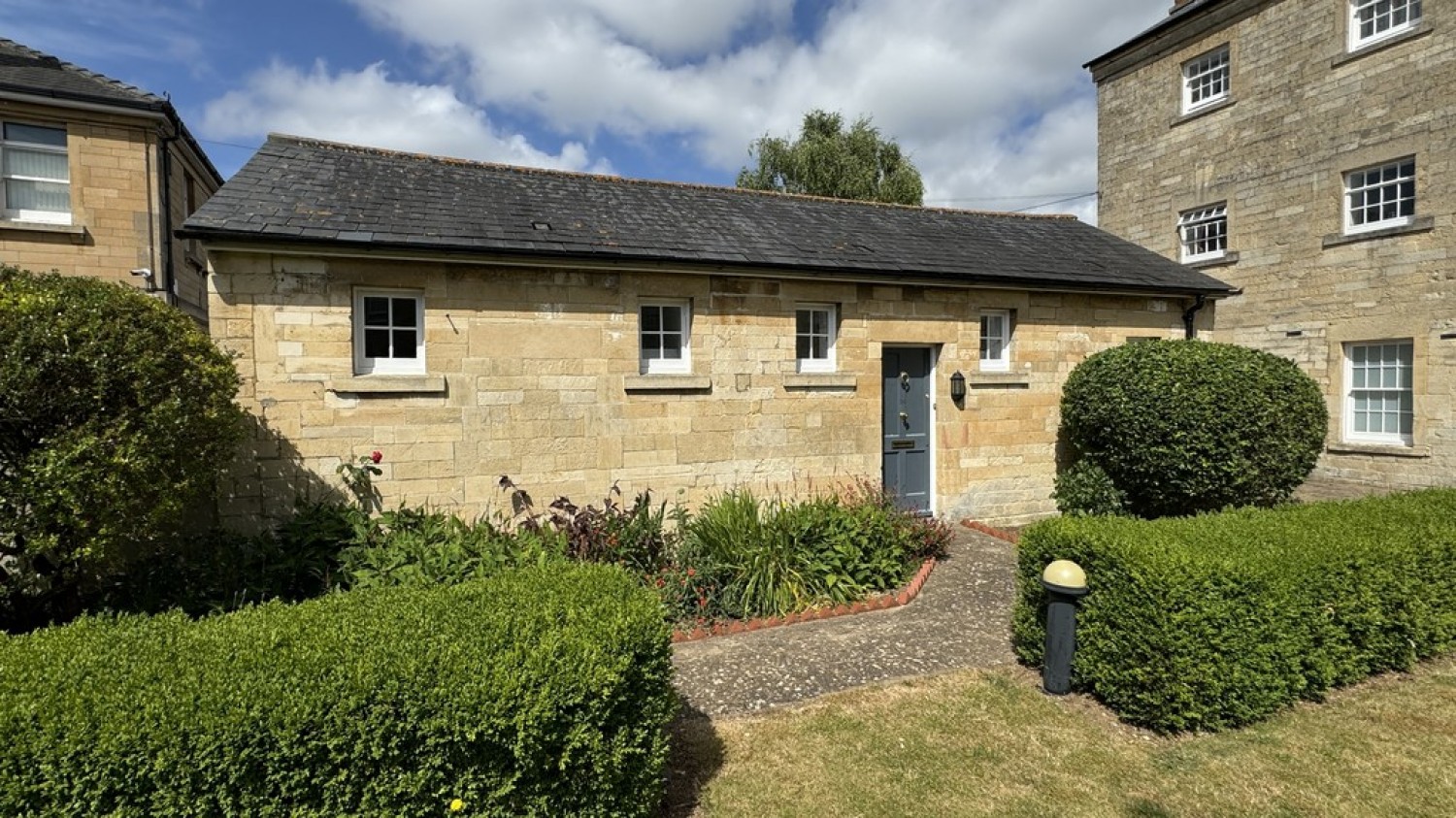 1 bedroom Bungalow for Letting Semington, Wiltshire, England