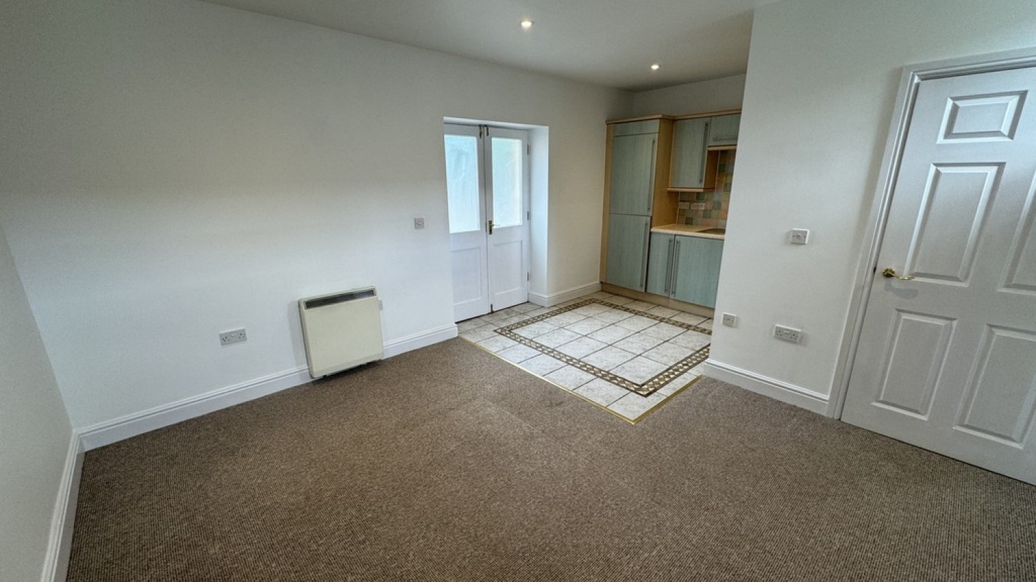 1 bedroom Bungalow for Letting Semington, Wiltshire, England