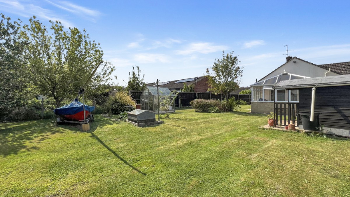 Field Close, Westbury