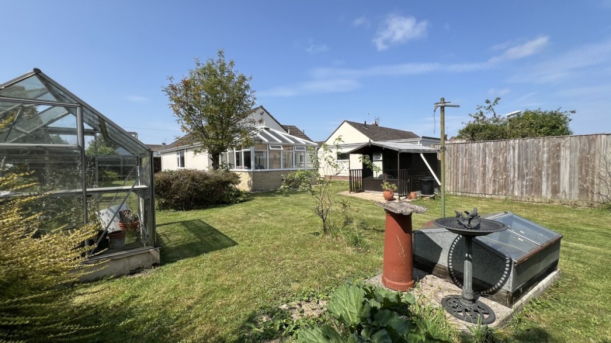 Field Close, Westbury