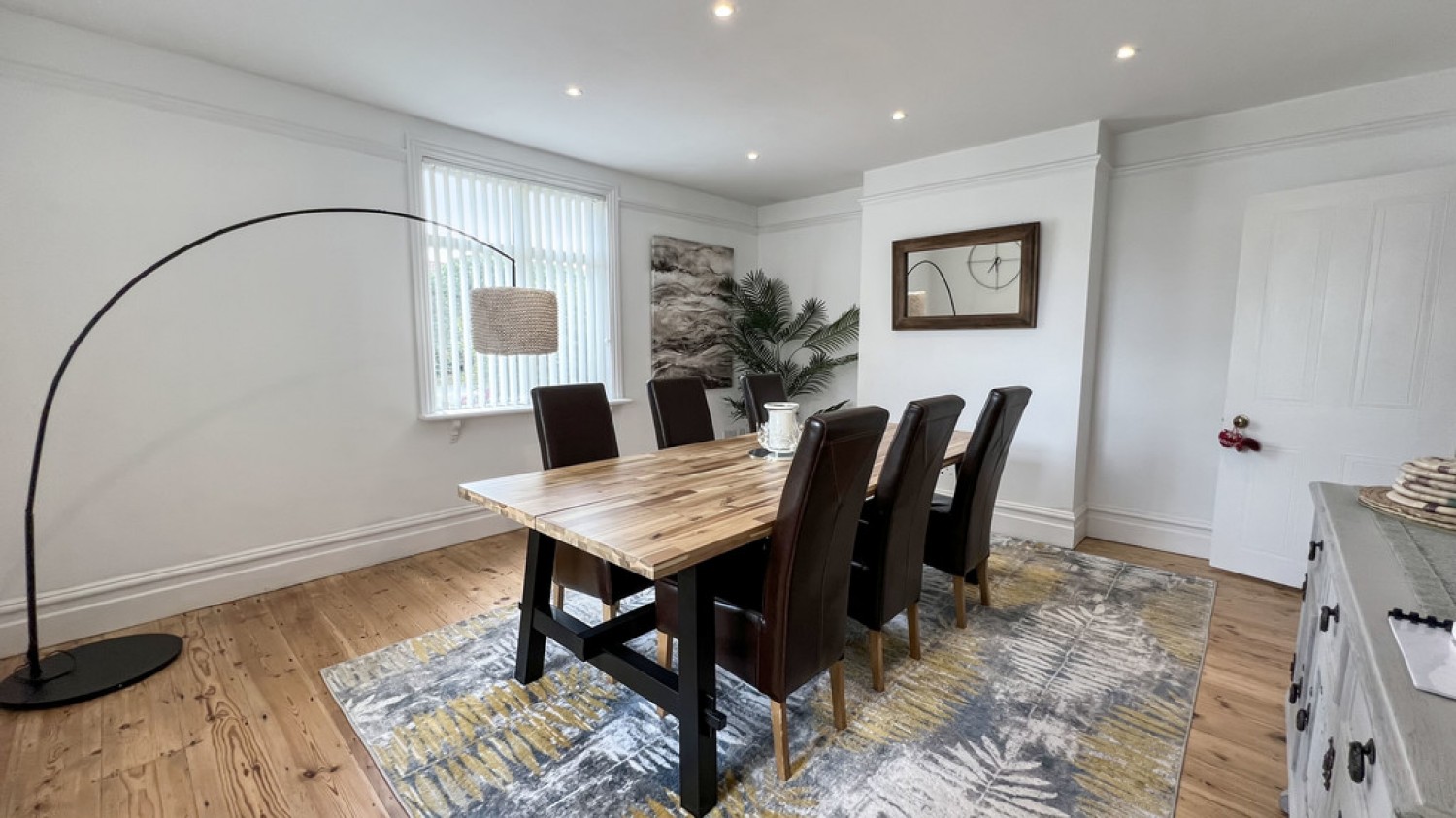 Woodcock Road, Warminster