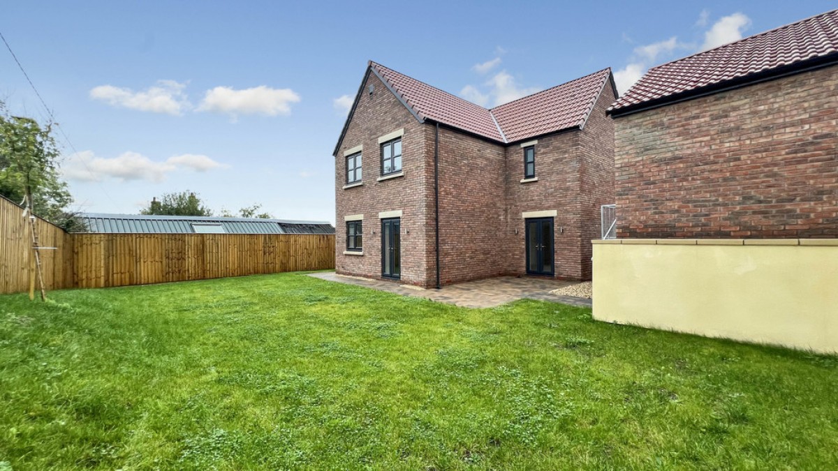 Petticoat Lane, Dilton Marsh