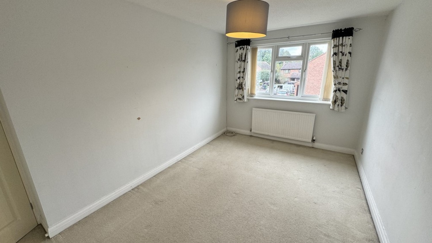 4 bedroom House for Letting Hampshire Gardens, Westbury