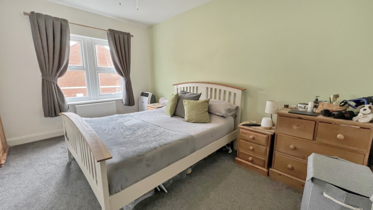 West End, Westbury