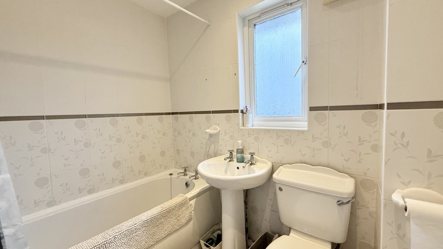 Cheyney Walk, Westbury