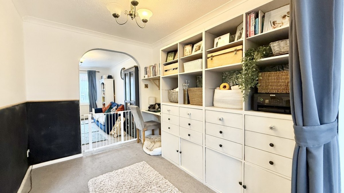 Cheyney Walk, Westbury