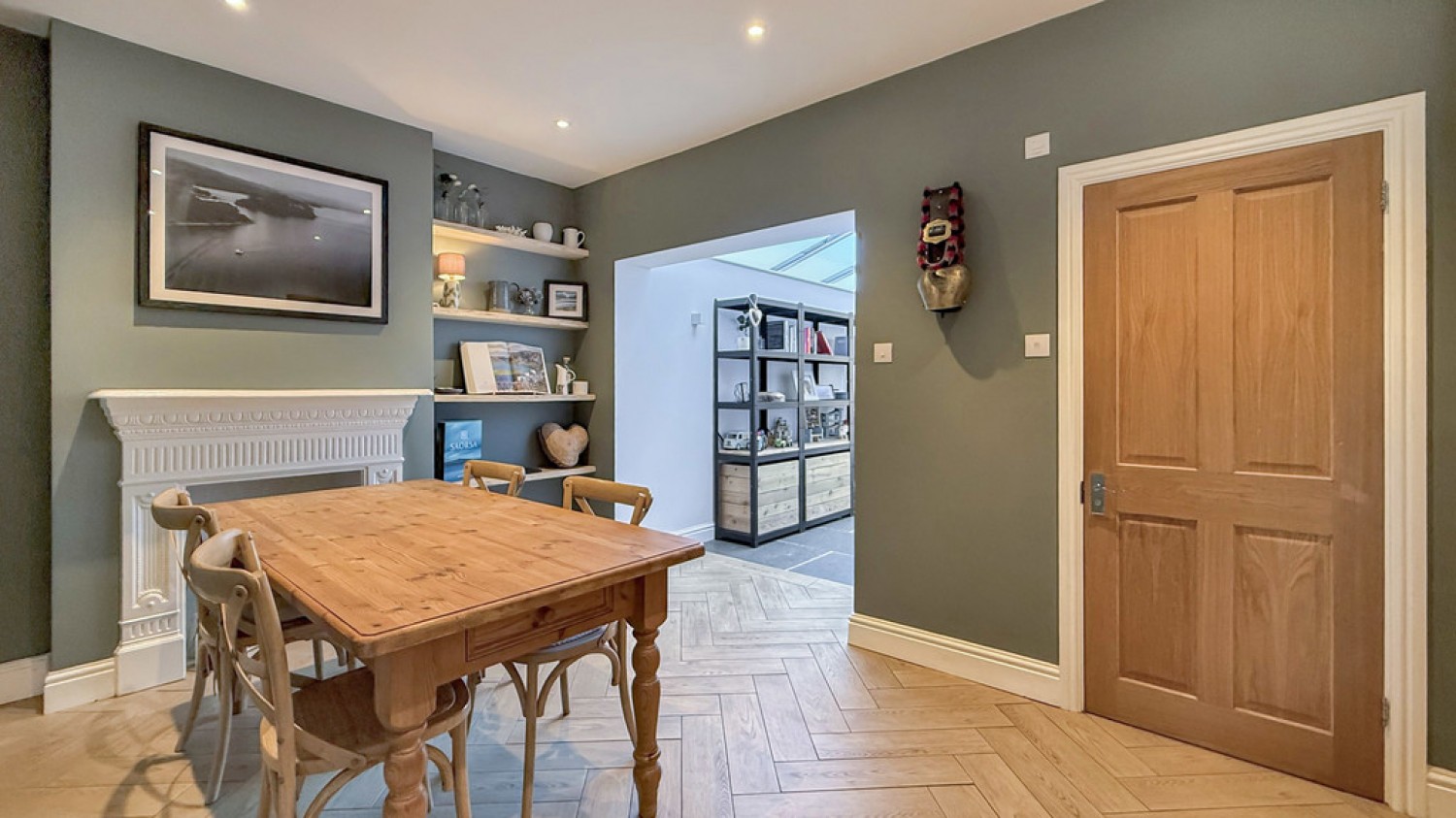 4 bedroom House for Sale Station Road, Westbury