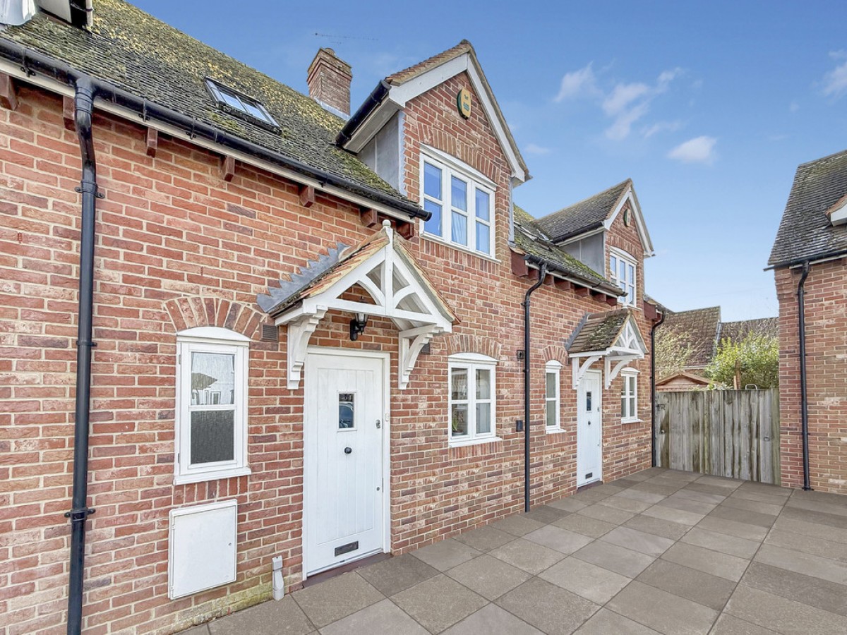 Milsom Court, Market Lavington