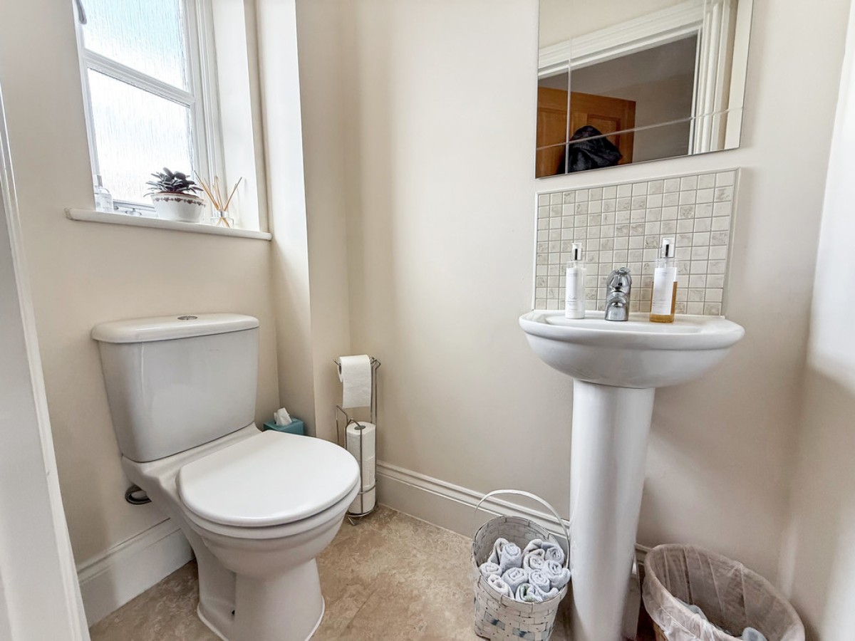 Milsom Court, Market Lavington