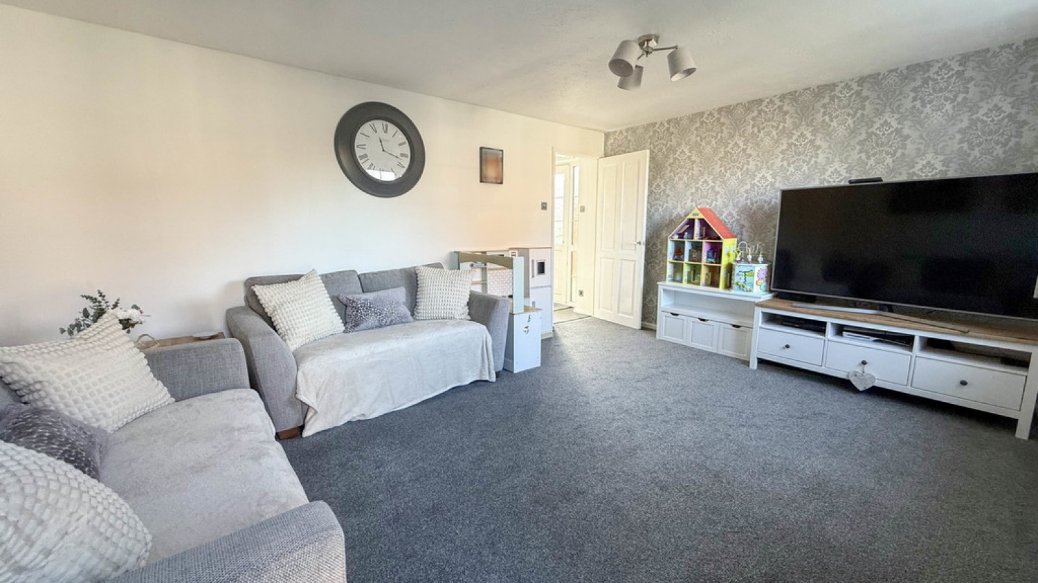 Devon Drive, Westbury