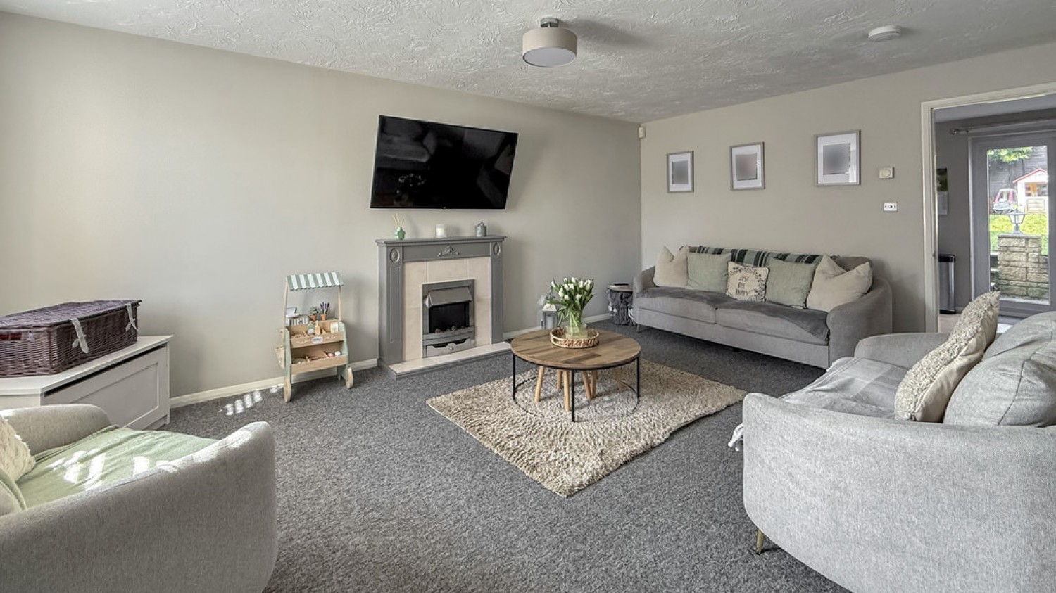 Fairwood Close, Hilperton