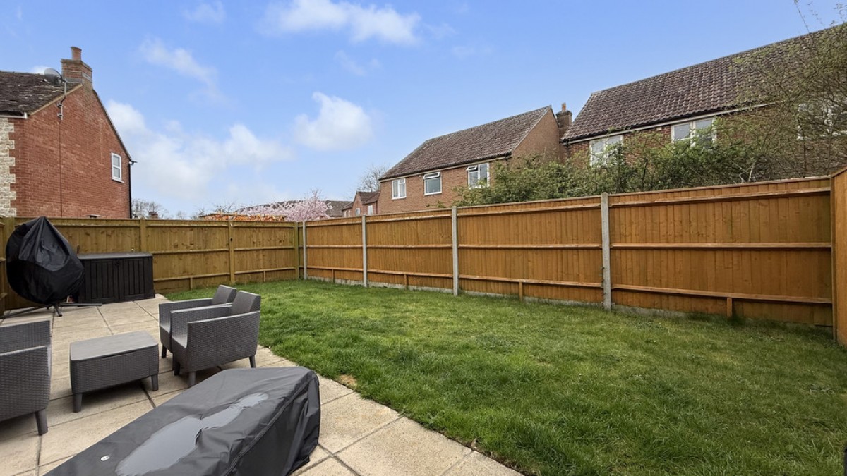 Newport Gardens, Warminster