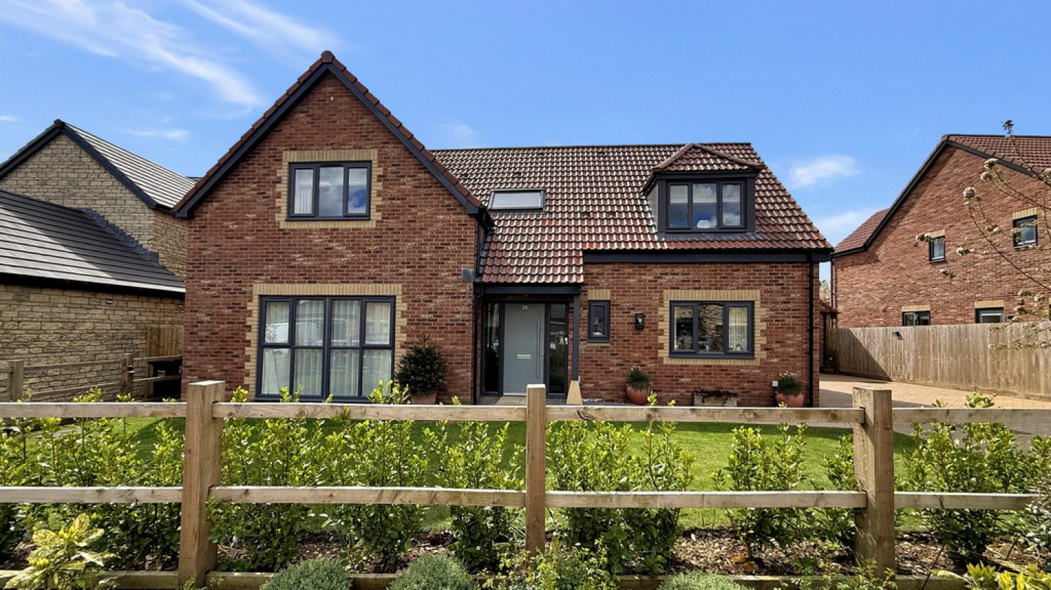 Kendall Lane, Semington