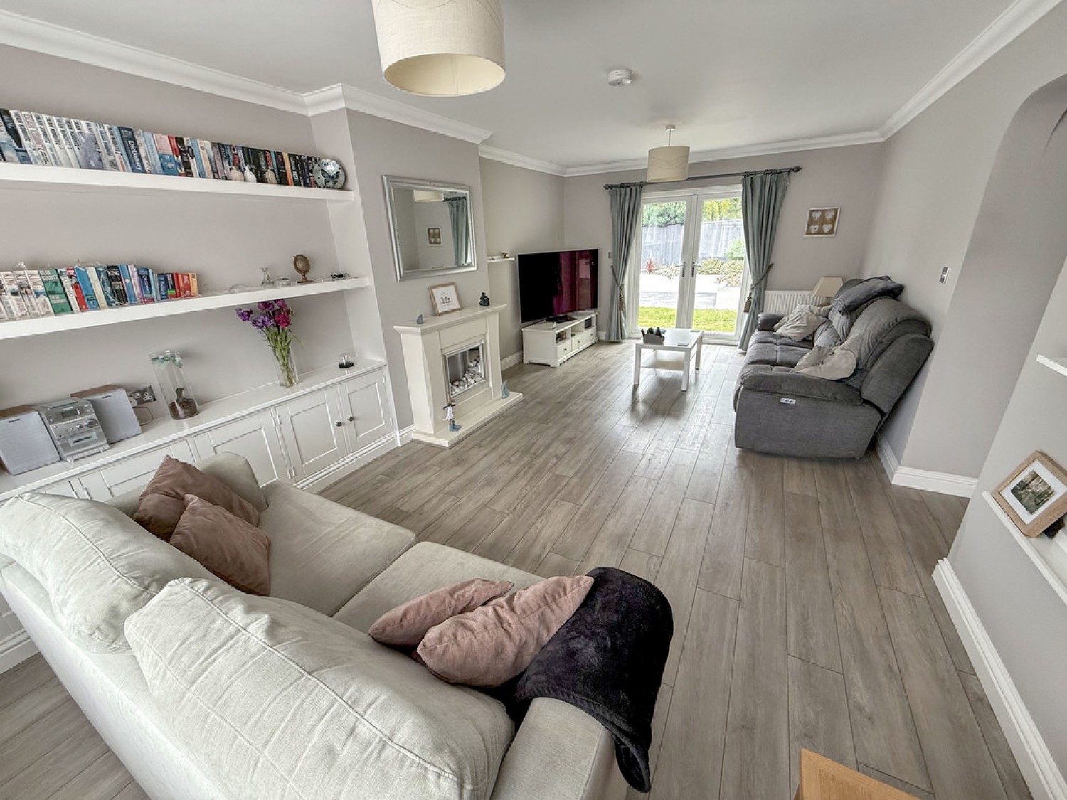 Acacia Drive, Westbury